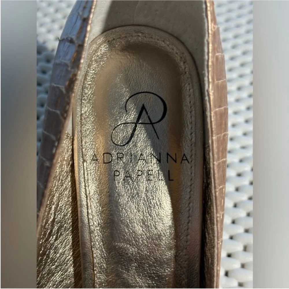 Adrianna Papell size 6 Leather‎ Metallic NWOT